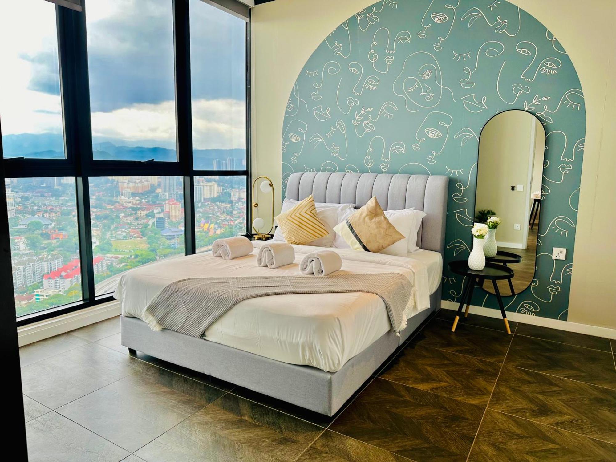 Scarletz Suites Klcc By M Suites Куала-Лумпур Екстер'єр фото